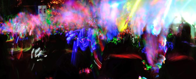 Agobiarse de fiesta